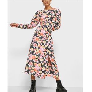 NWT TopShop Puff Sleeve MIDI Dress